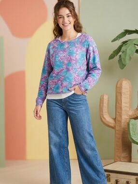 Vintage Grandmacore Open Knit Floral Sweater